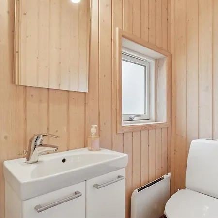 Hawarth - 275m From The Sea By Interhome
